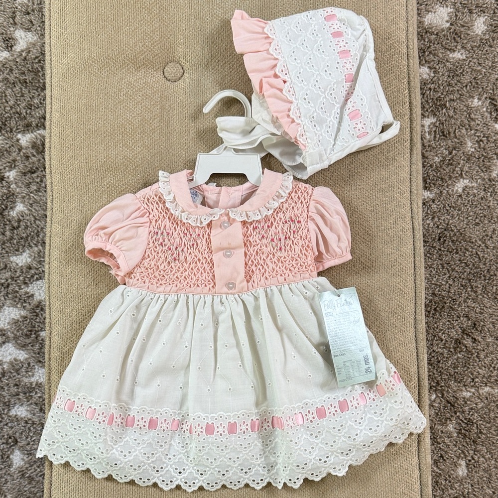 Charming Pink and white Dress with Bonnet.  Polly Flinders hand smocked vintage